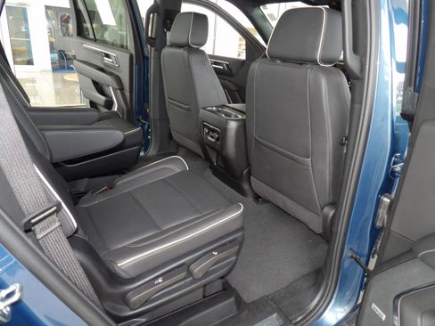 Used 2025 Chevrolet Tahoe 4WD Premier image 26