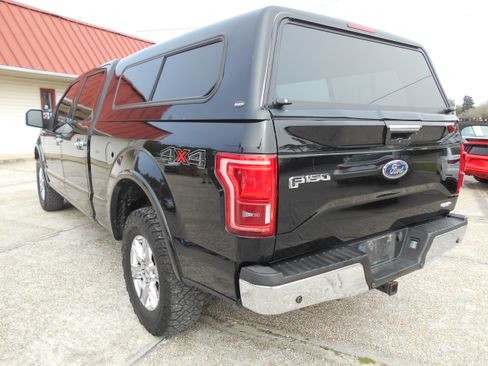 Used 2017 Ford F150 Lariat image 5