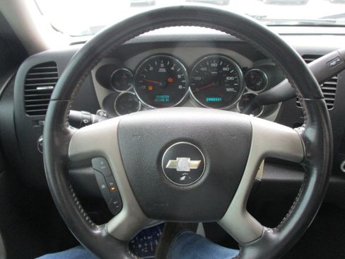 Used 2007 Chevrolet Silverado 1500 2WD Regular Cab LT image 26