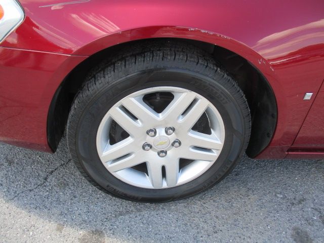Used 2007 Chevrolet Impala LTZ FWD image 9