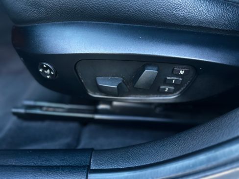 Used 2015 BMW X1 sDrive28i image 18