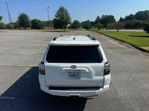 Used 2021 Toyota 4Runner 2WD SR5 image 10