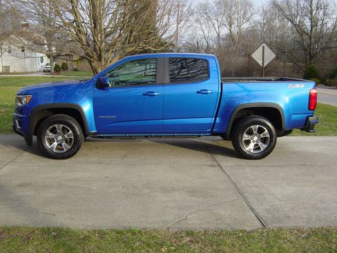 Used 2018 Chevrolet Colorado Z71 image 2