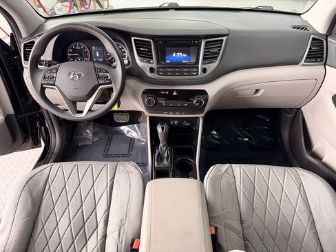 Used 2017 Hyundai Tucson SE image 8