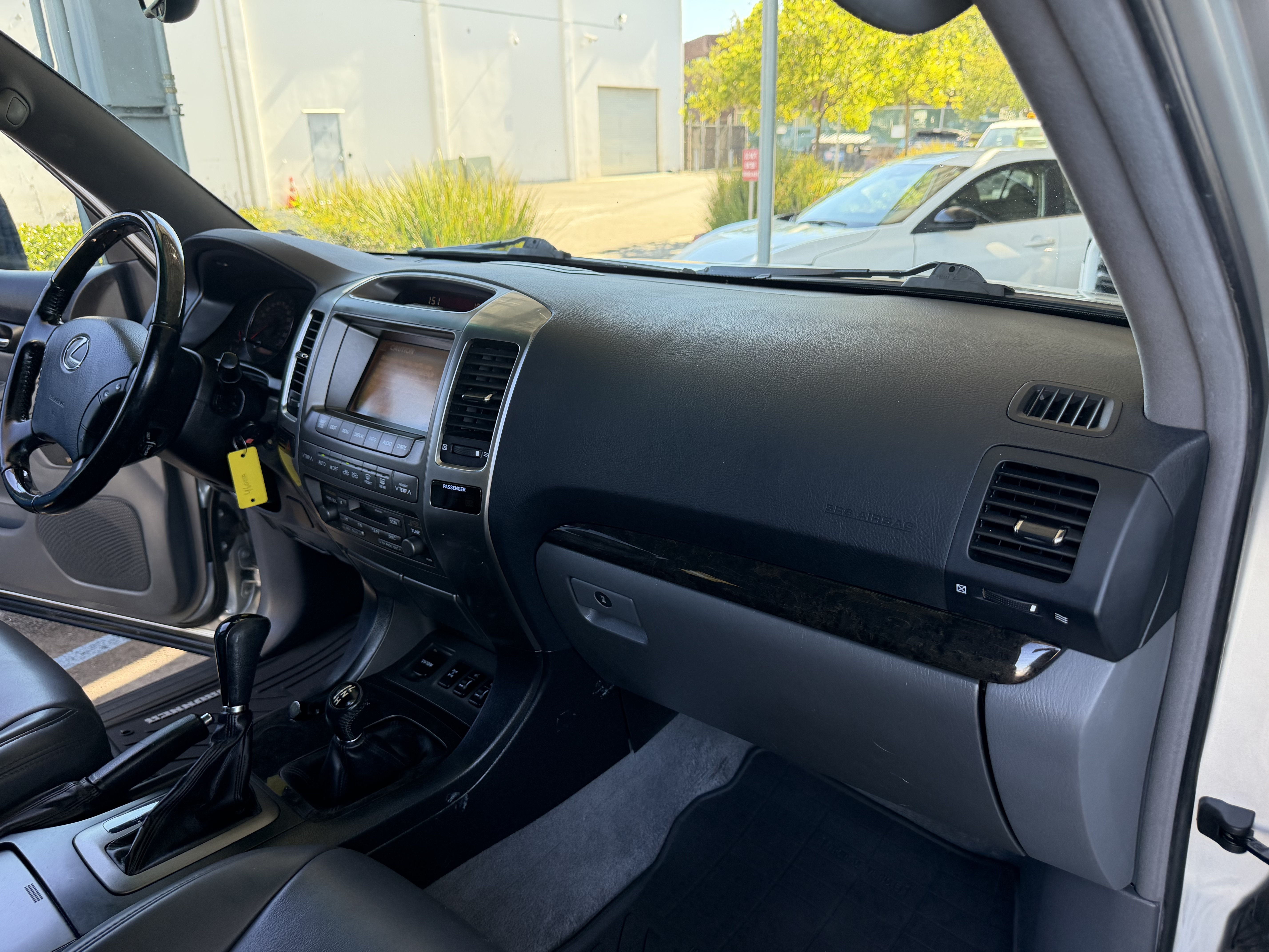 Used 2005 Lexus GX 470 w/ Sport Package AWD/4WD image 32