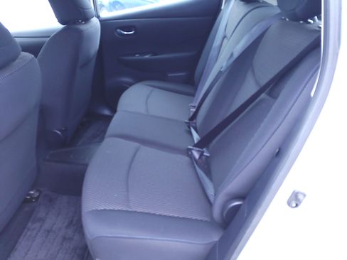 Used 2017 Nissan Leaf S image 8