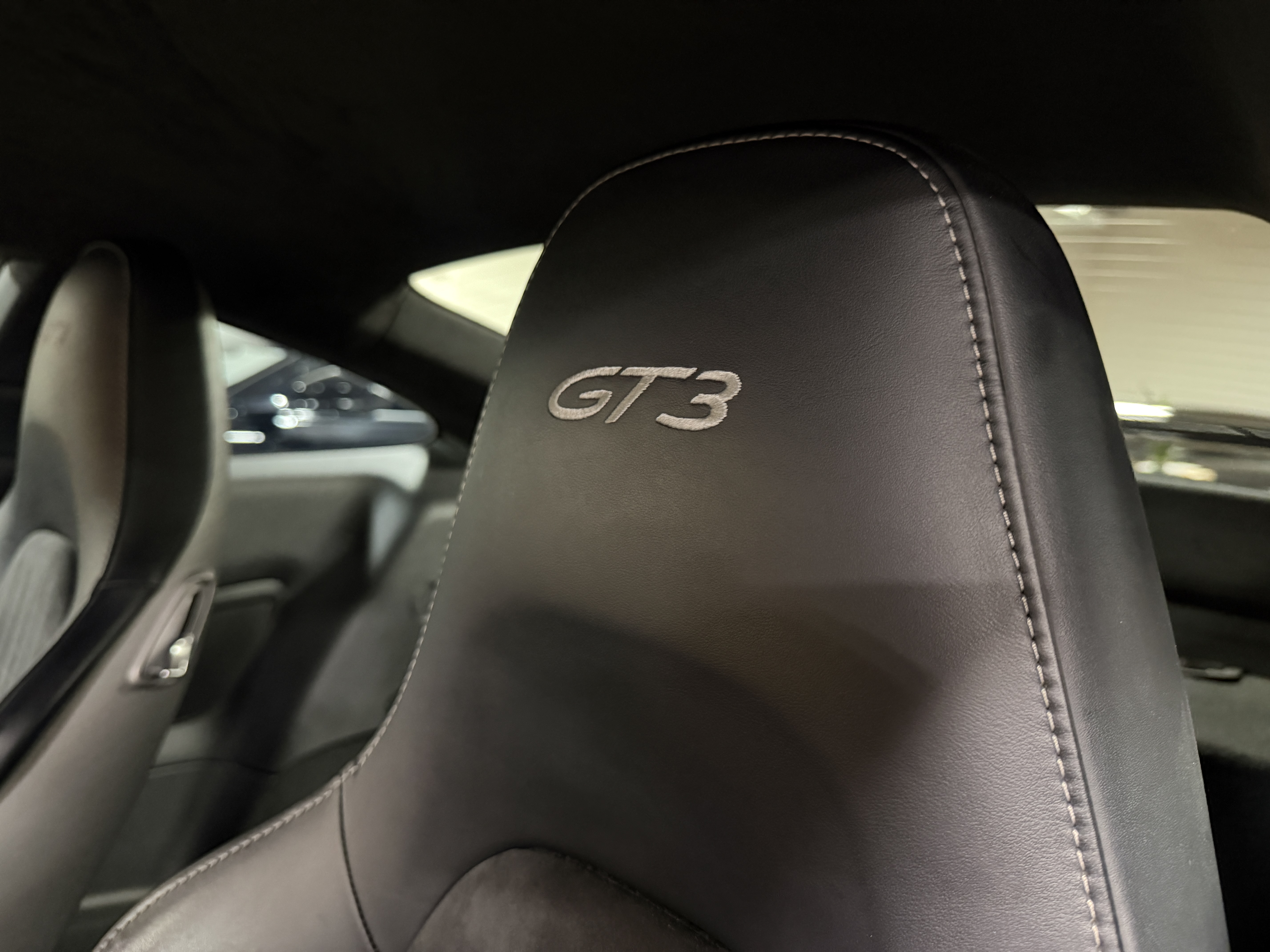 Used 2015 Porsche 911 GT3 Coupe RWD image 3