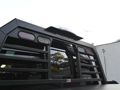 Used 2018 Ford F350 Lariat image 16