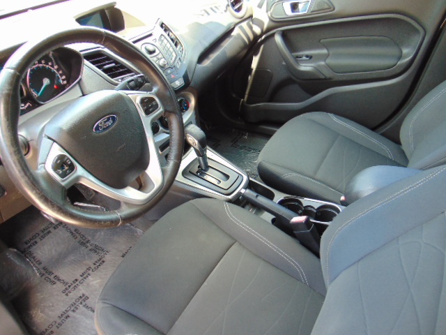 Used 2015 Ford Fiesta SE Hatchback FWD image 11
