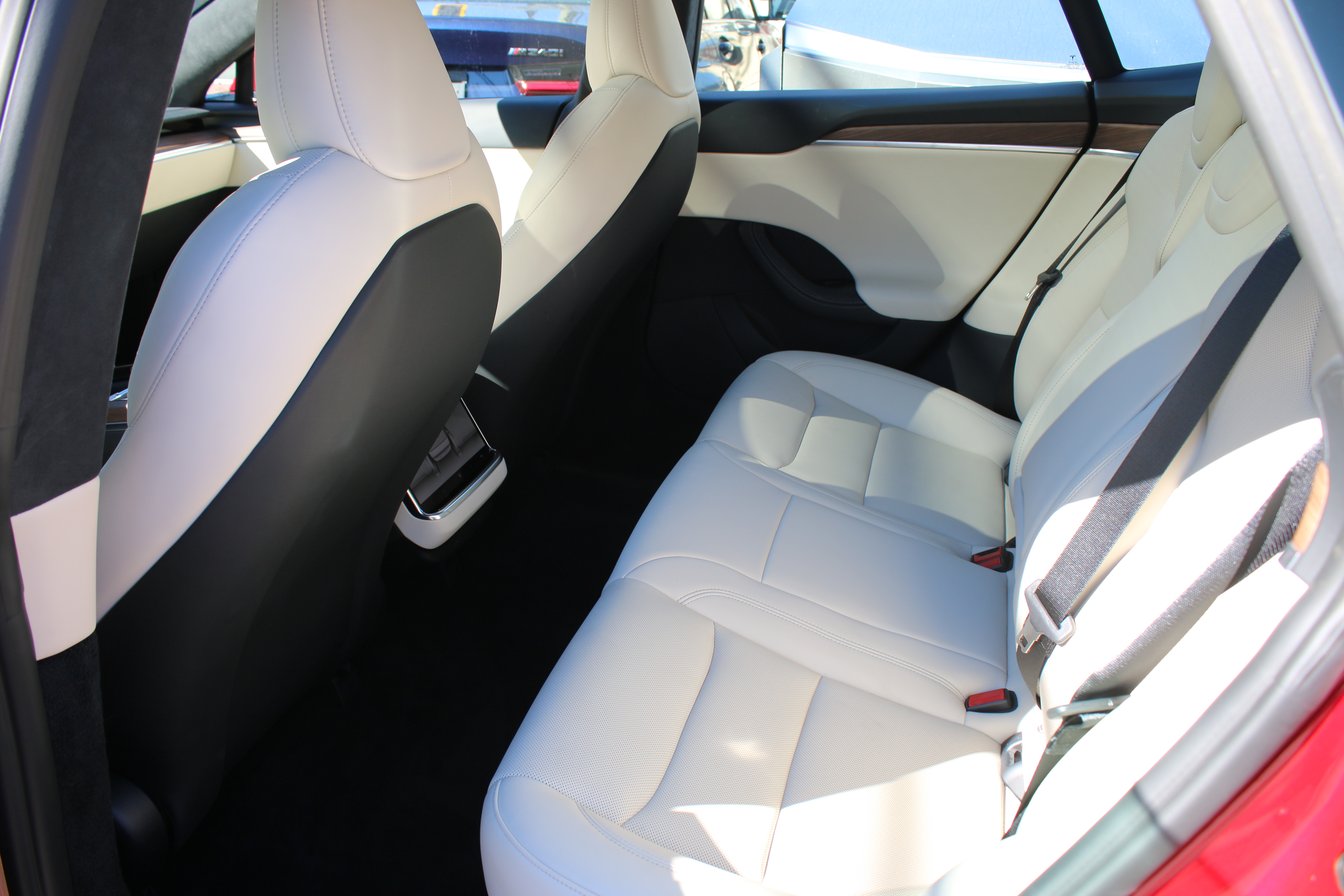 Used 2024 Tesla Model S Long Range AWD/4WD image 7