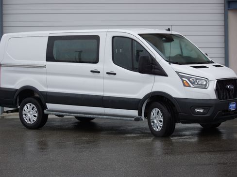 Used 2023 Ford Transit 250 image 3