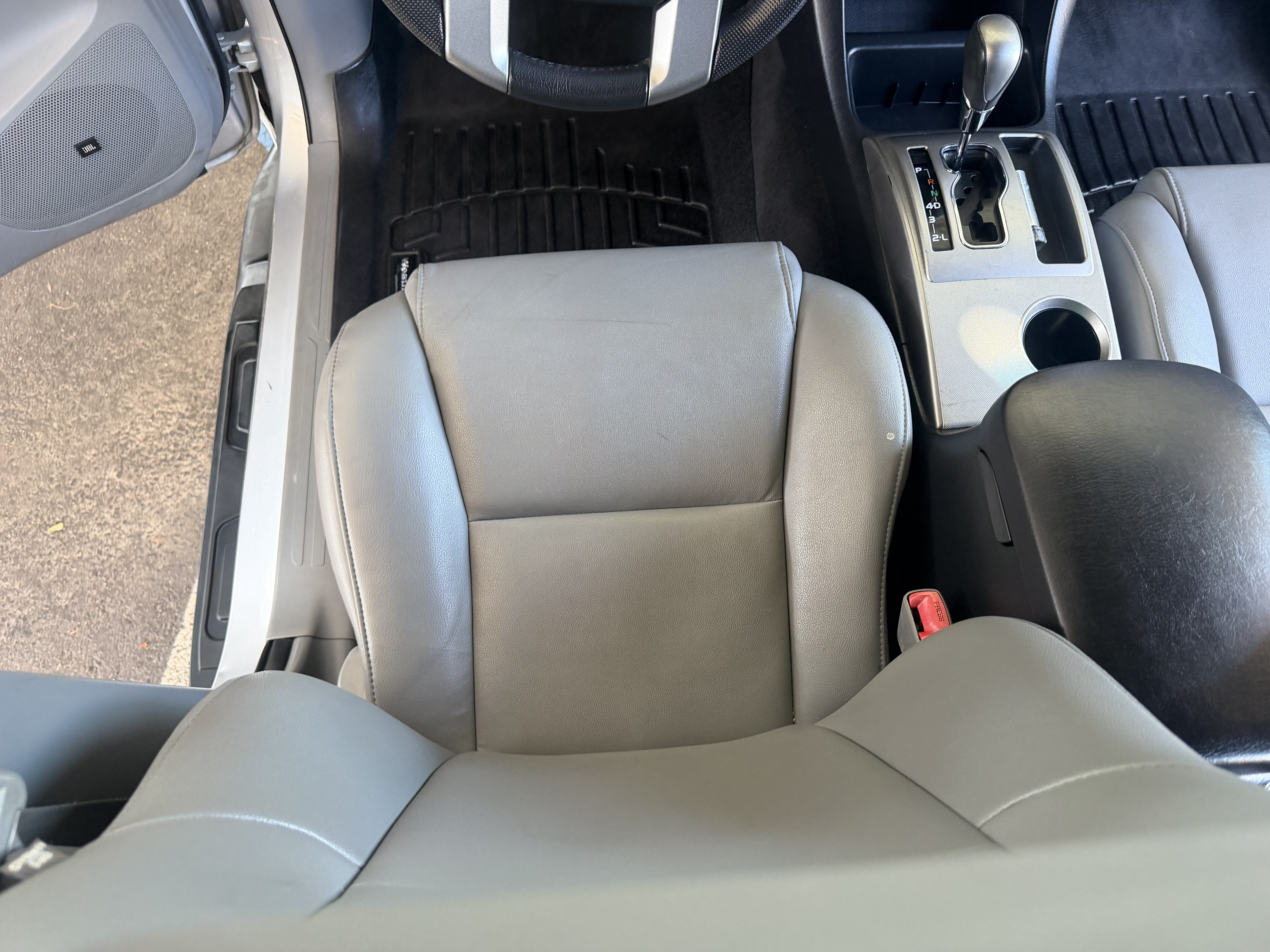 Used 2013 Toyota Tacoma 4x4 Double Cab Limited image 25