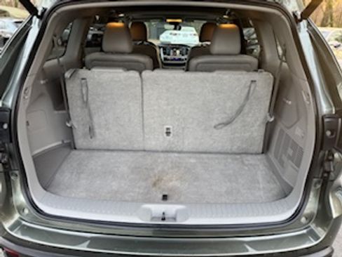 Used 2017 Toyota Highlander XLE image 13