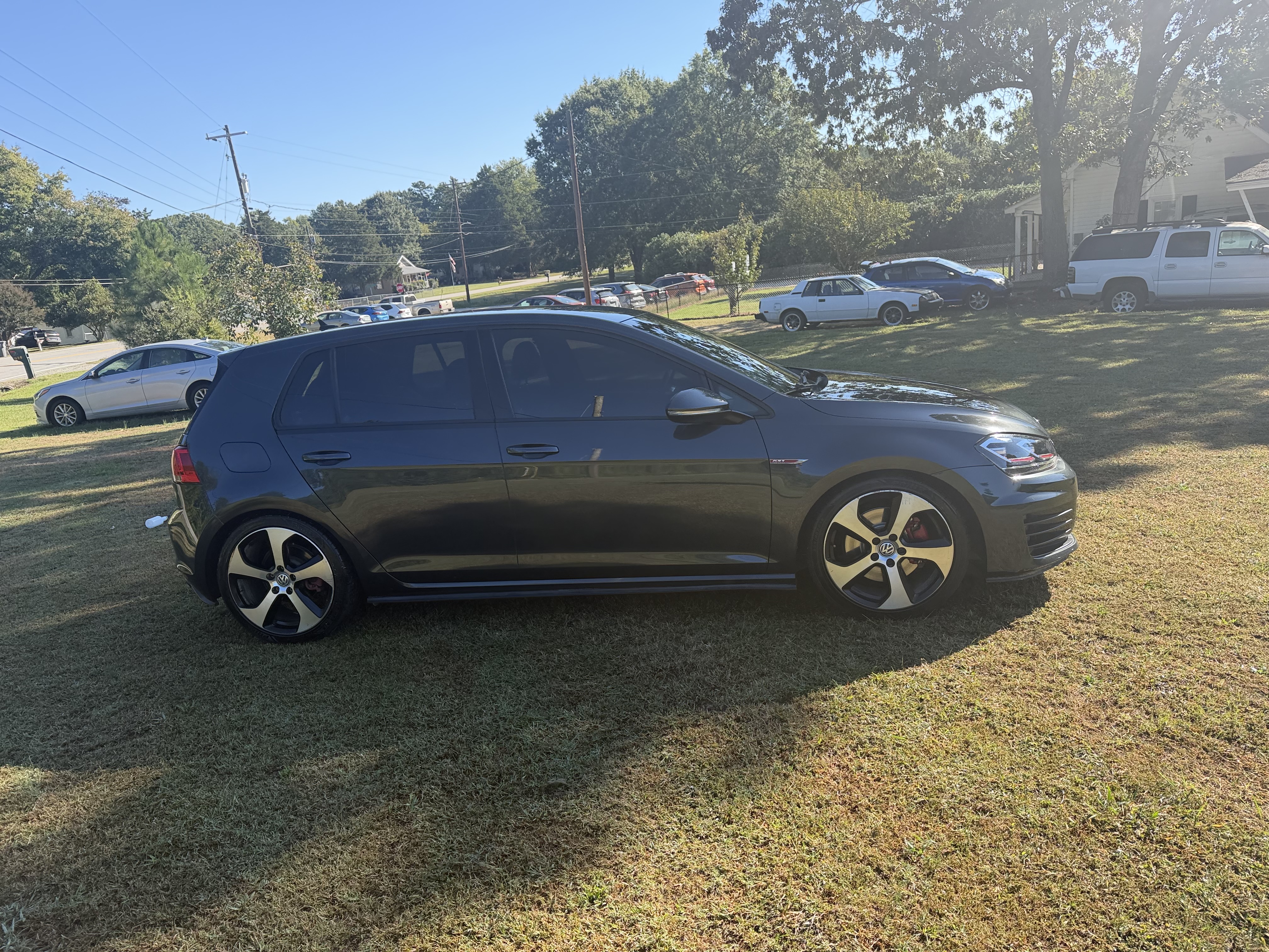 Used 2017 Volkswagen GTI 4-Door FWD image 16
