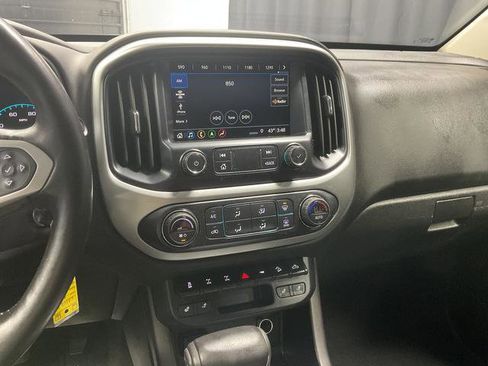 Used 2019 Chevrolet Colorado ZR2 image 22