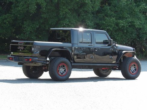 Used 2021 Jeep Gladiator Rubicon AWD/4WD image 14