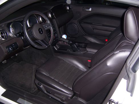 Used 2007 Ford Mustang Shelby GT500 image 8