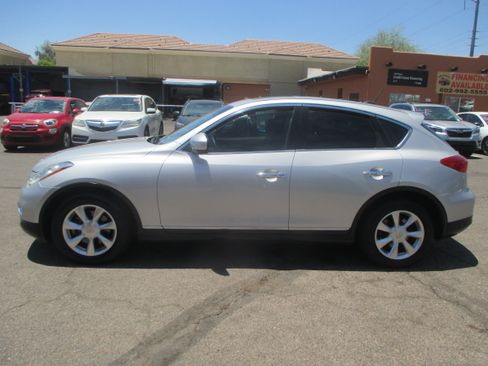 Used 2010 INFINITI EX35 EX35 Journey Sport Utility 4D RWD image 2