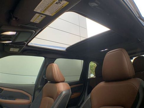 Used 2025 Subaru Forester Touring image 22