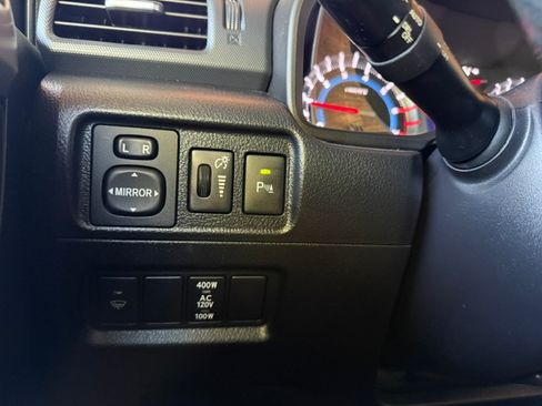 Used 2016 Toyota 4Runner 4WD image 16