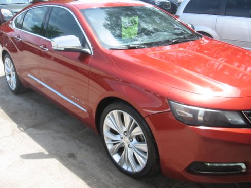 Used 2014 Chevrolet Impala LTZ FWD image 3