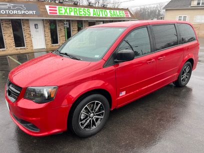 Used 2015 Dodge Grand Caravan SE