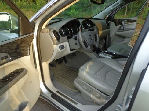 Used 2014 Buick Enclave FWD Premium image 7