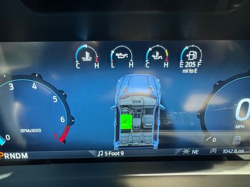 Used 2025 Ford F150 Lariat image 21