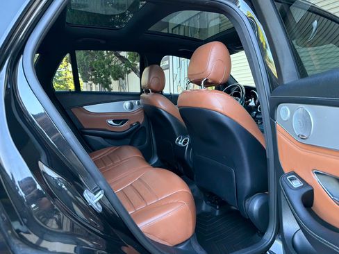 Used 2018 Mercedes-Benz GLC 43 AMG 4MATIC image 12