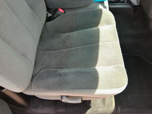 Used 2004 Dodge Ram 1500 Truck SLT image 36