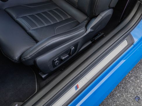 Used 2025 BMW M2 image 33