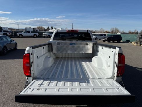 Used 2018 Chevrolet Colorado W/T image 5