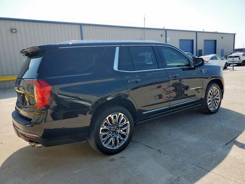 Used 2023 GMC Yukon Denali Ultimate image 3