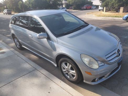 Used 2008 Mercedes-Benz R 350 image 5