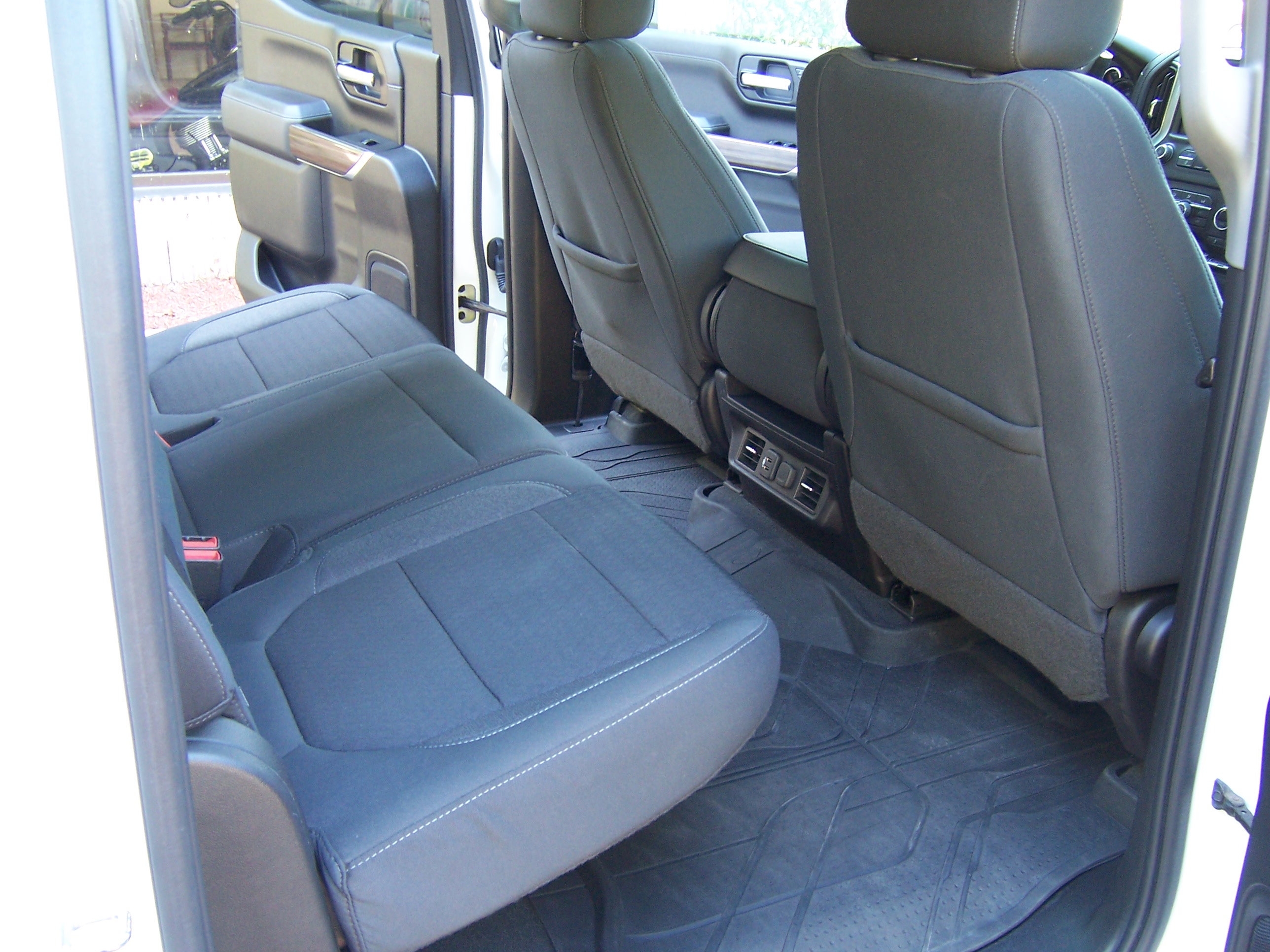 Used 2021 Chevrolet Silverado 1500 RST AWD/4WD image 16