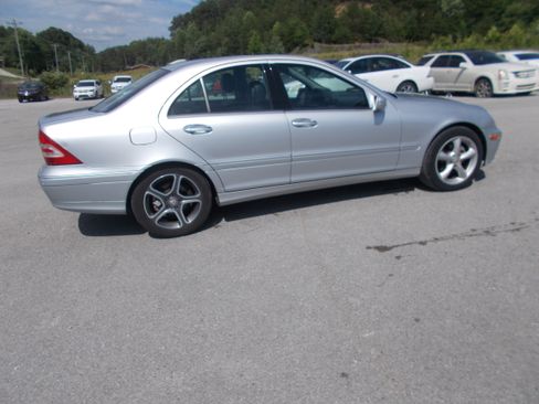 Used 2007 Mercedes-Benz C 280 4MATIC Sedan image 4