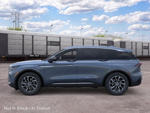 New 2026 Lincoln Nautilus Premier AWD/4WD image 3
