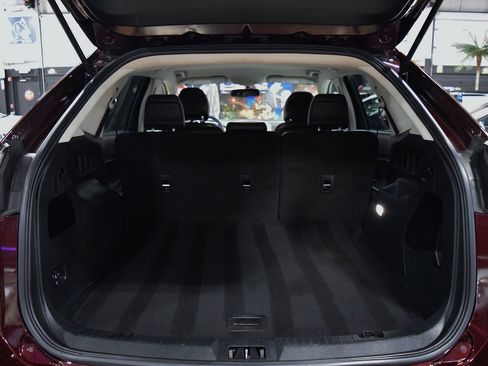 Used 2018 Ford Edge SEL image 19