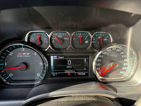 Used 2015 Chevrolet Silverado 1500 LT Z71 image 17