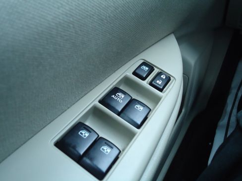 Used 2014 Subaru Outback 2.5i image 17