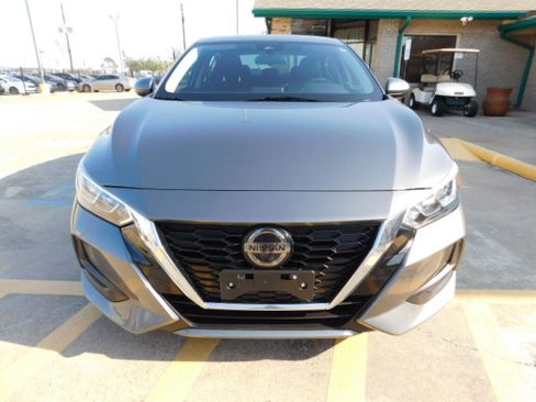 Used 2021 Nissan Sentra S image 3