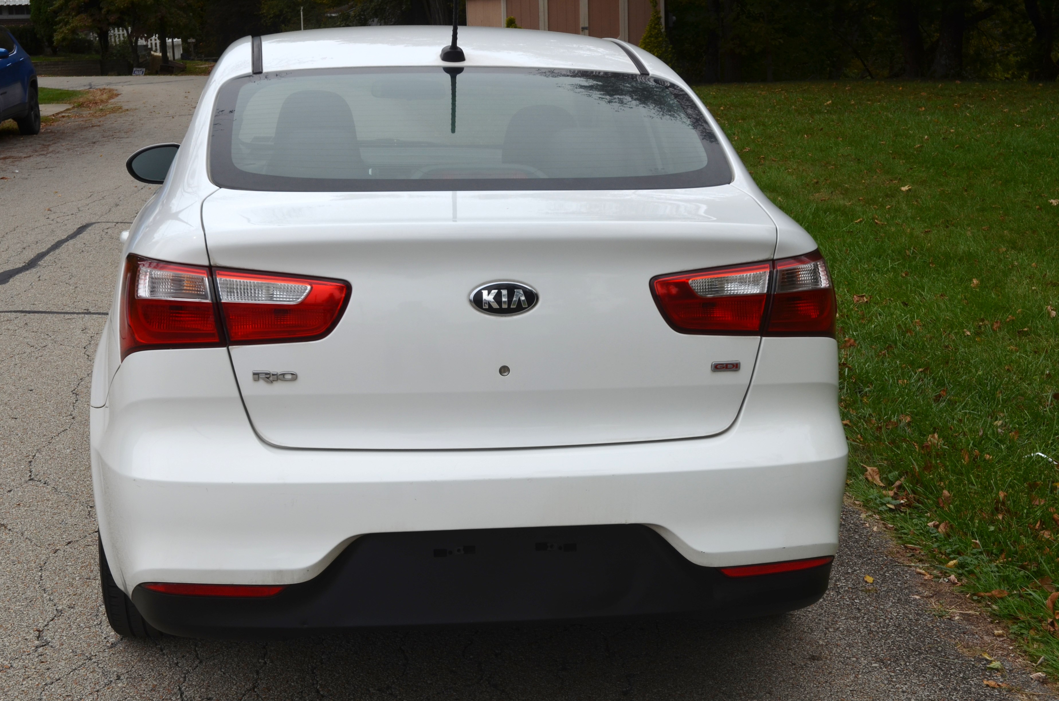 Used 2017 Kia Rio LX Sedan FWD image 4