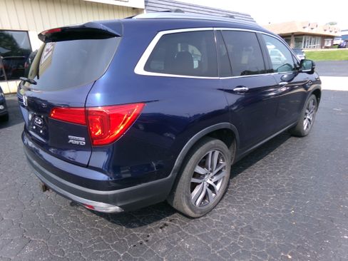 Used 2016 Honda Pilot AWD Touring image 5