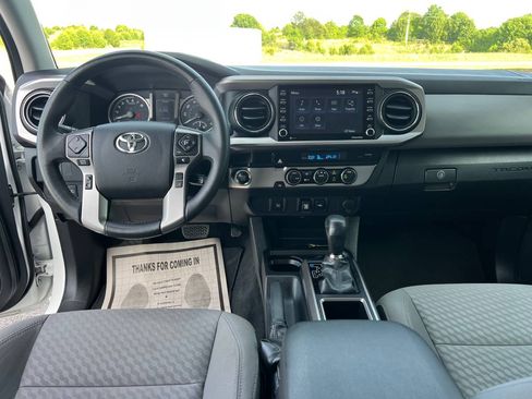 Used 2023 Toyota Tacoma Double Cab SR5 RWD image 18