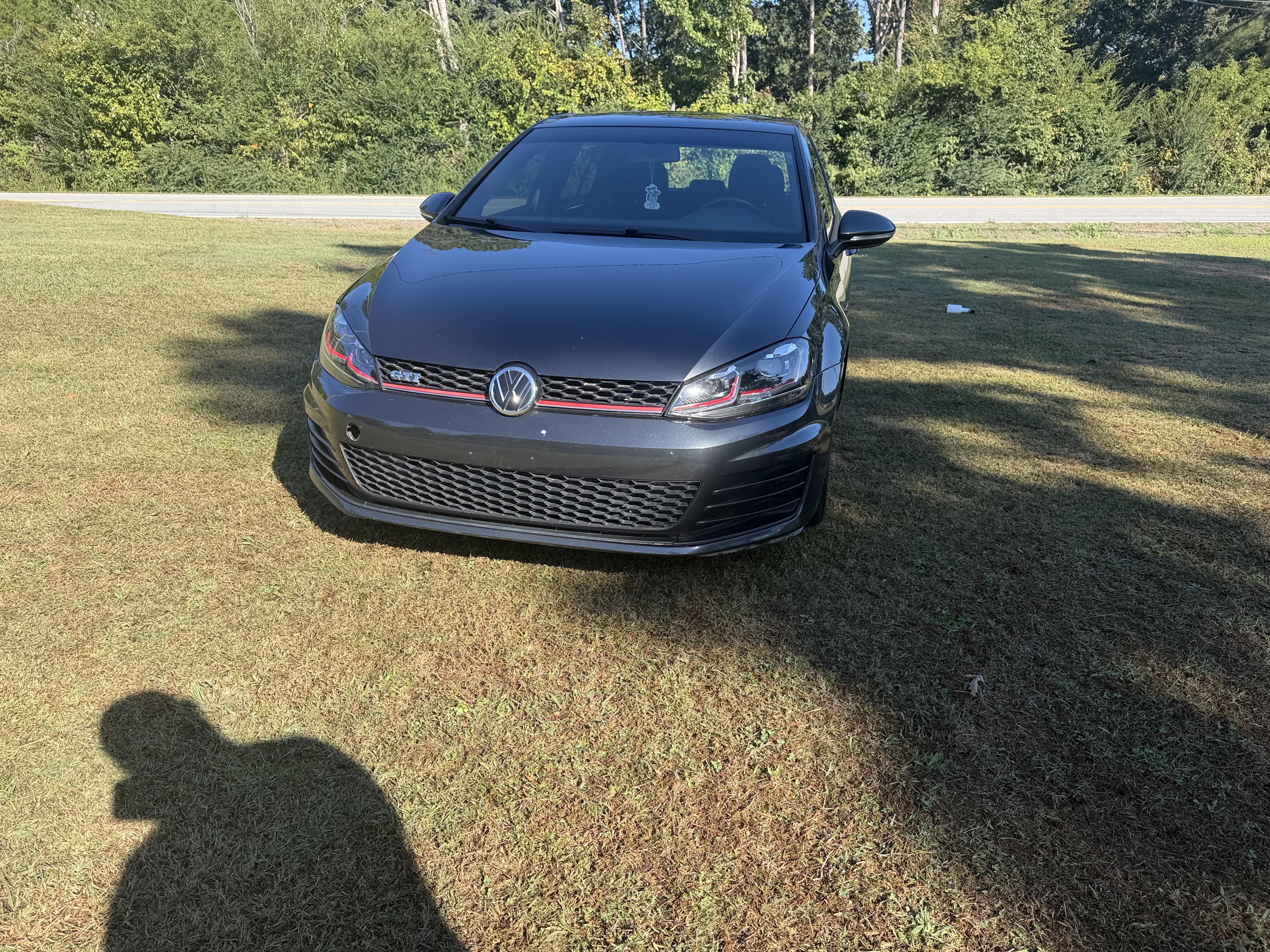 Used 2017 Volkswagen GTI 4-Door FWD image 9