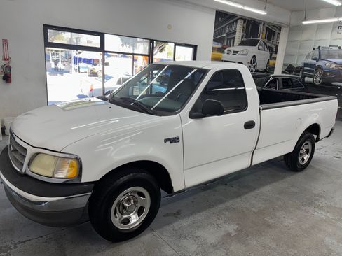 Used 2003 Ford F150 XL image 3