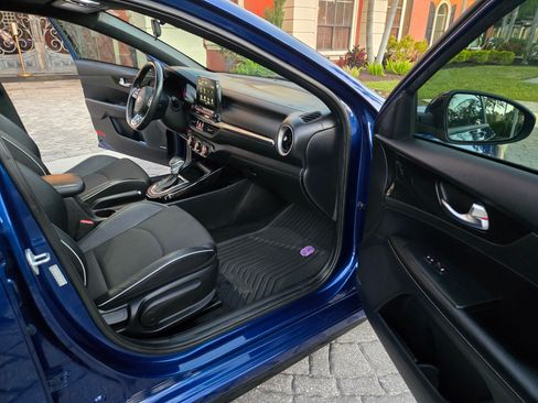 Used 2021 Kia Forte GT-Line image 16