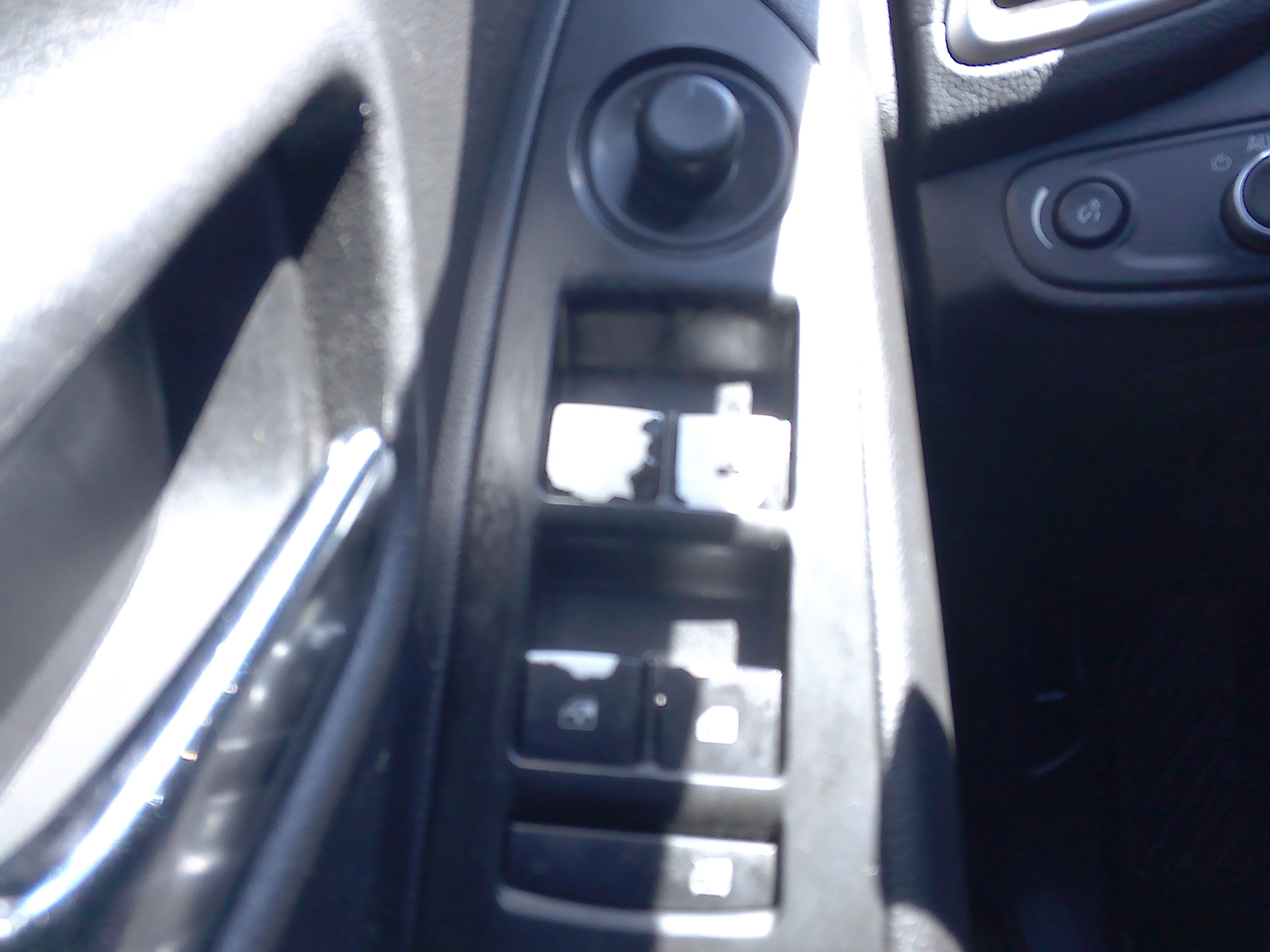 Used 2018 Chevrolet Trax LS FWD image 22