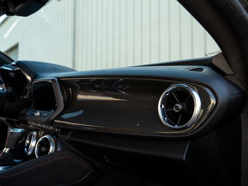 Used 2020 Chevrolet Camaro ZL1 image 34