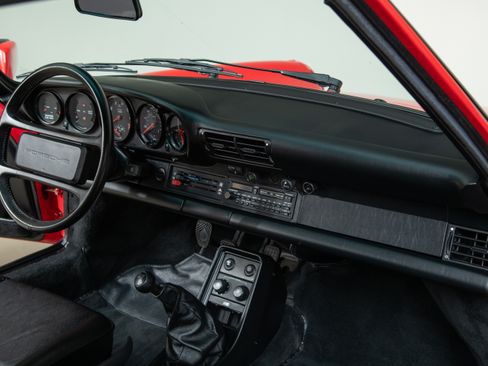 Used 1988 Porsche 911 Turbo Coupe RWD image 22